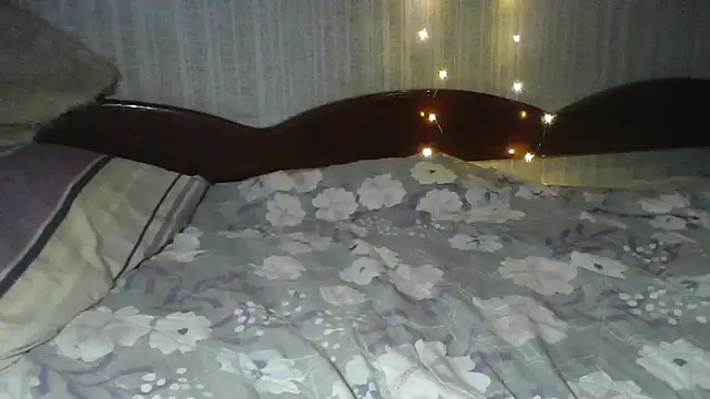 Alma Evelynne online show from 25, 4, 2026