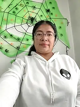   valentina18 online show from 6, 10, 2025