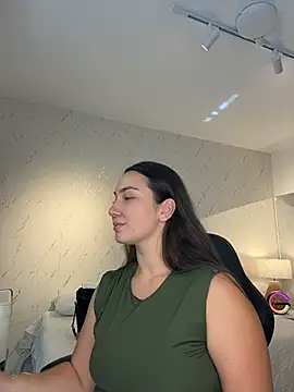 ava blue online show from 21, 4, 2026