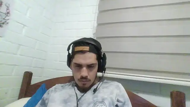 hung weeb online show from 10, 12, 2024