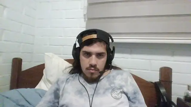 hung weeb online show from 15, 12, 2024