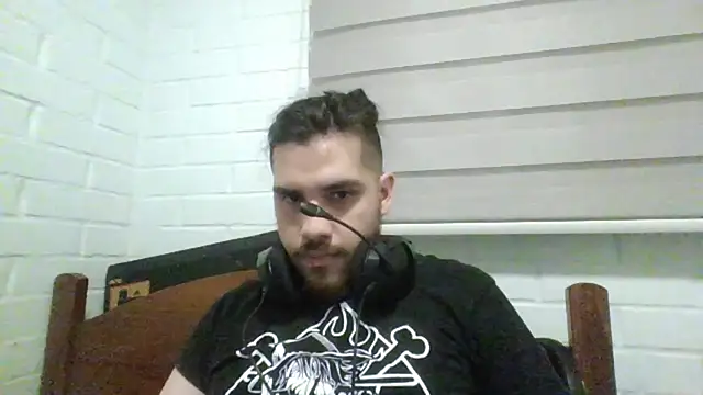 hung weeb online show from 23, 1, 2025