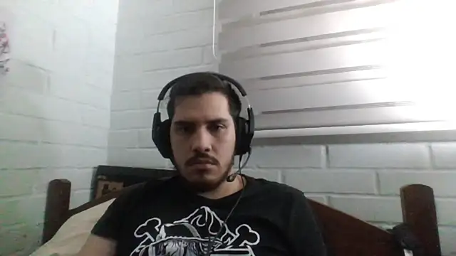 hung weeb online show from 6, 3, 2025