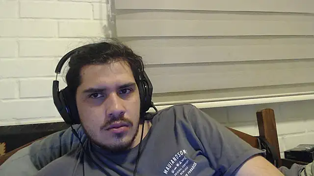 hung weeb online show from 13, 10, 2025