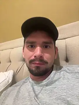 Tomthelong online show from 11, 3, 2025