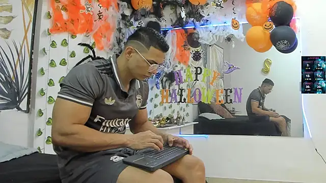 Snapshot of ChoreyTaiylor chatting on 2, 11, 2025 ChoreyTaiylor online show from 2, 11, 2025