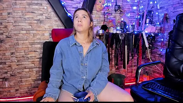 Liltildeman moon online show from 6, 3, 2026