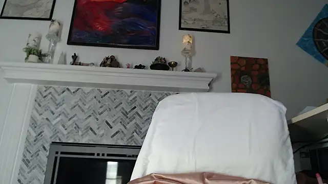 AuroraWillows online show from 28, 2, 2026