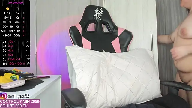 emilyn grey1 online show from 26, 12, 2024