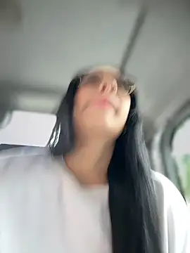 Snapshot of __IRIS__ chatting on 14, 1, 2026 IRIS online show from 14, 1, 2026