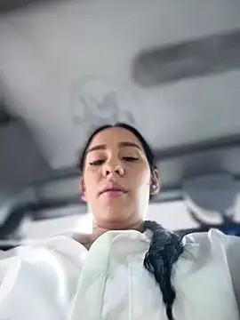 Snapshot of __IRIS__ chatting on 18, 3, 2026 IRIS online show from 18, 3, 2026