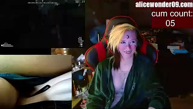 alicewonder09 online show from 5, 1, 2025