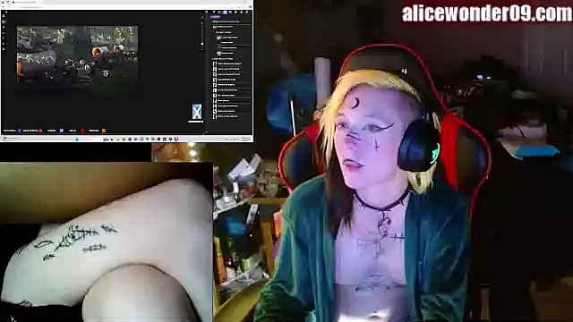 alicewonder09 online show from 5, 1, 2025