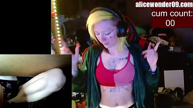 alicewonder09 online show from 12, 1, 2025