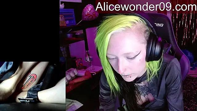 alicewonder09 online show from 31, 3, 2026