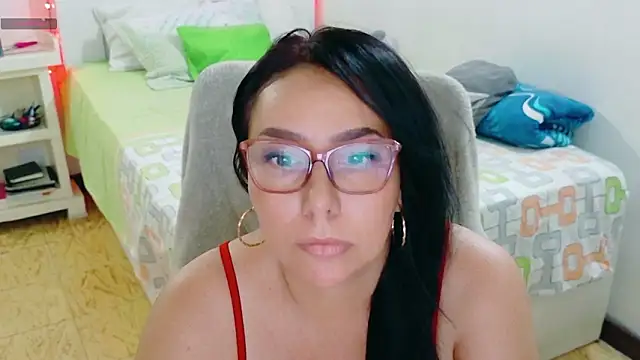 hottplay online show from 7, 3, 2026