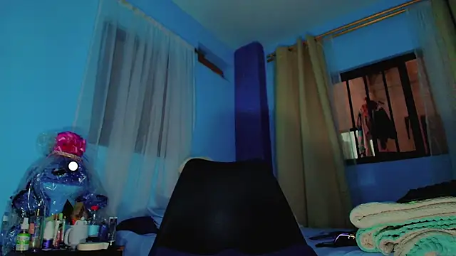 catalinabrawn1 online show from 21, 4, 2026