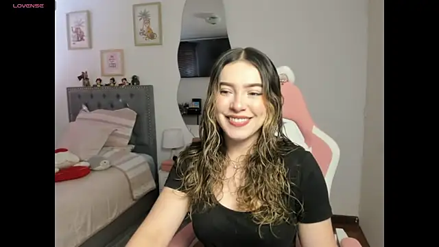 Snapshot of samysweet_8 chatting on 18, 1, 2025 samysweet 8 online show from 18, 1, 2025