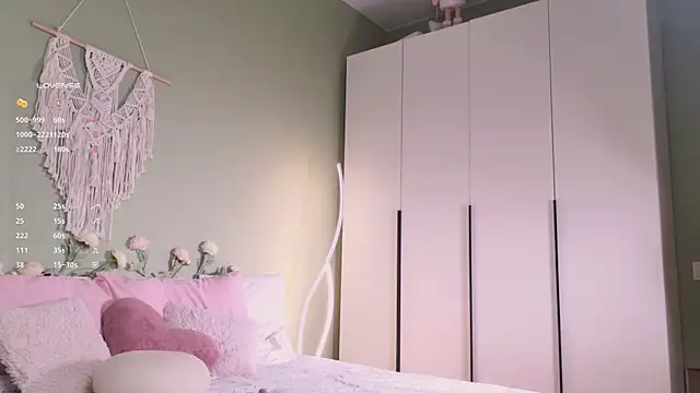 Snapshot of Rinas_secret chatting on 17, 9, 2025 Rinas secret online show from 17, 9, 2025