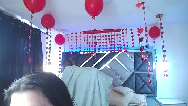 Snapshot of selena_yourmilf chatting on 6, 2, 2025 selena yourmilf online show from 6, 2, 2025