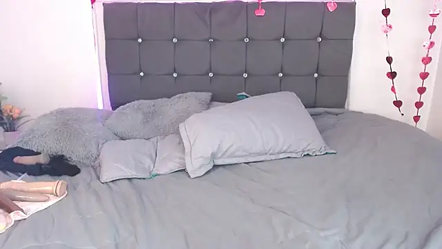 Snapshot of selena_yourmilf chatting on 11, 3, 2025 selena yourmilf online show from 11, 3, 2025