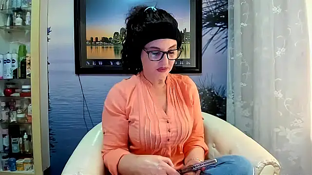 Mature4you44 online show from 18, 2, 2025