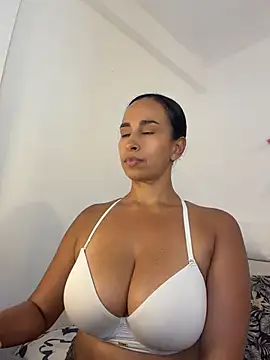 ThaliaGomex online show from 22, 6, 2026