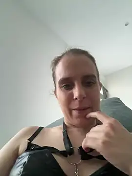LadyChantale online show from 15, 6, 2026