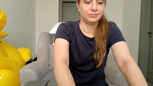 LadyChantale online show from 27, 7, 2026