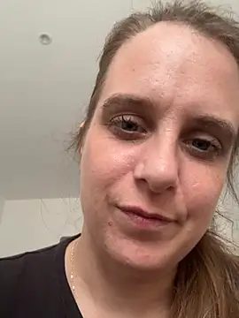 LadyChantale online show from 2, 8, 2026