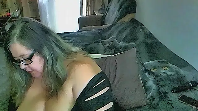 sex2 online show from 28, 4, 2026