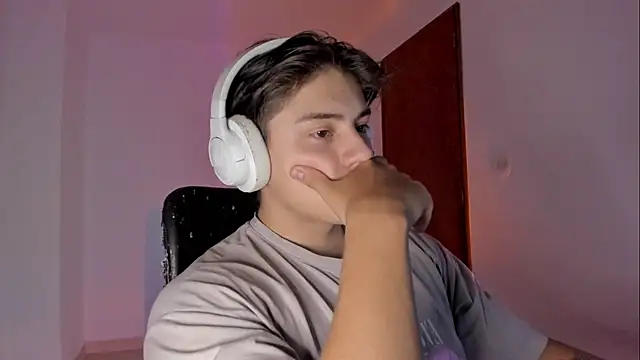 Giordano Russo online show from 5, 2, 2026