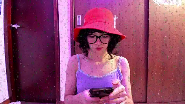  Lunnaa  online show from 11, 10, 2025