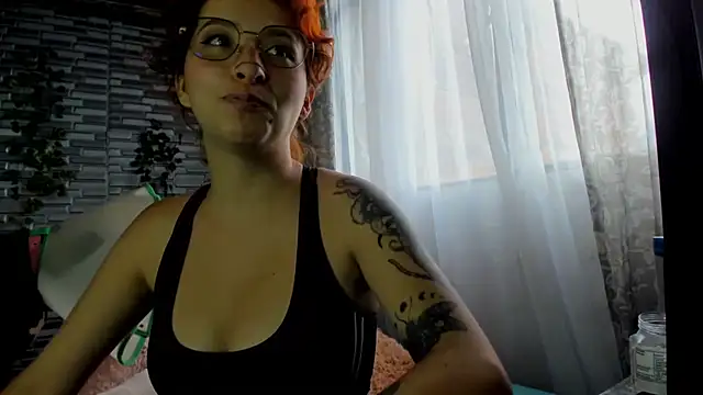 Snapshot of Ginger_Sweetty chatting on 21, 12, 2025 Ginger Sweetty online show from 21, 12, 2025