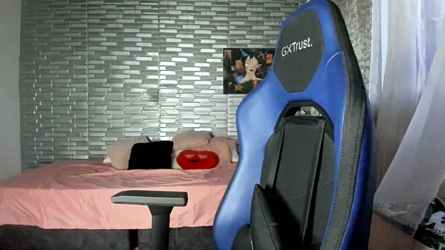 Ginger Sweetty online show from 10, 7, 2026