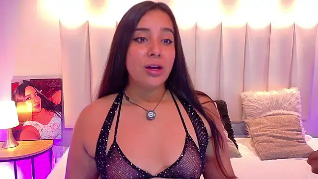 Snapshot of ValenScott1 chatting on 8, 7, 2026 ValenScott1 online show from 8, 7, 2026