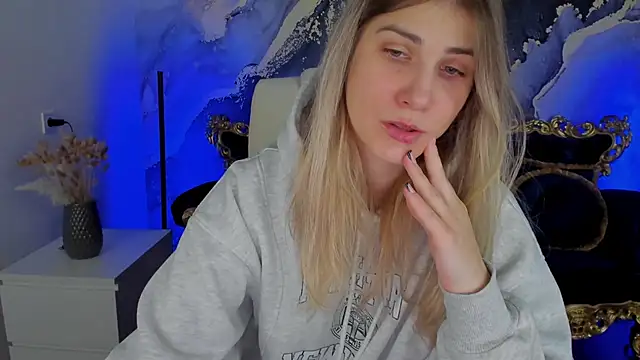 CassandraGood online show from 11, 2, 2025