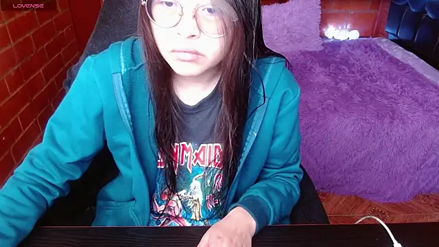 MidoriQuiinn online show from 14, 6, 2026
