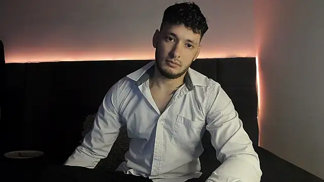 Snapshot of alejandro__2 chatting on 16, 9, 2025 alejandro 2 online show from 16, 9, 2025