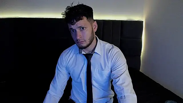 Snapshot of alejandro__2 chatting on 24, 9, 2025 alejandro 2 online show from 24, 9, 2025