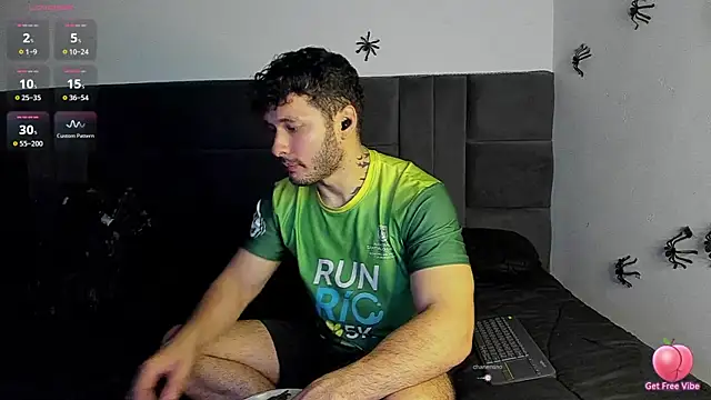 Snapshot of alejandro__2 chatting on 5, 11, 2025 alejandro 2 online show from 5, 11, 2025