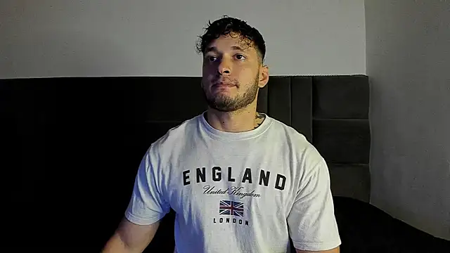 Snapshot of alejandro__2 chatting on 12, 11, 2025 alejandro 2 online show from 12, 11, 2025