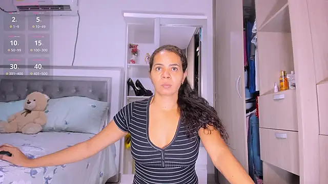 sharonDulce online show from 6, 3, 2025