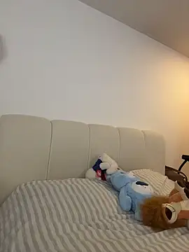 oriana zoeee online show from 27, 4, 2026