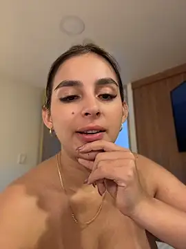 oriana zoeee online show from 28, 6, 2026