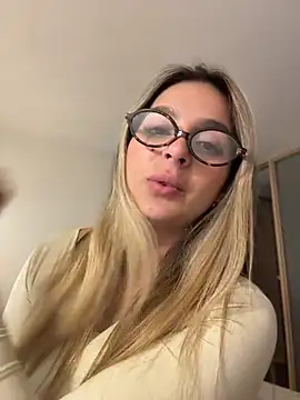 oriana zoeee online show from 31, 7, 2026
