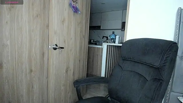 keyn laurent 1 online show from 19, 12, 2024