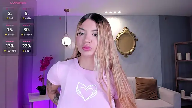 NiaHolland online show from 19, 12, 2025