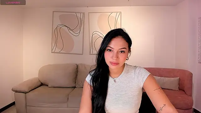 Snapshot of MollyJones_ chatting on 22, 5, 2026 MollyJones online show from 22, 5, 2026