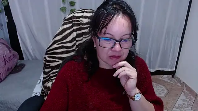 Snapshot of Sonialorens_ chatting on 5, 2, 2025 Sonialorens online show from 5, 2, 2025